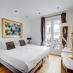 Bright Spacious 2P - Eiffel Tower Auteuil