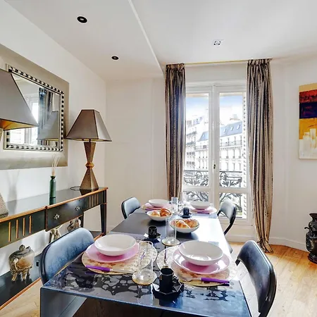 Bright Spacious 2p - Eiffel Tower Auteuil Apartment *