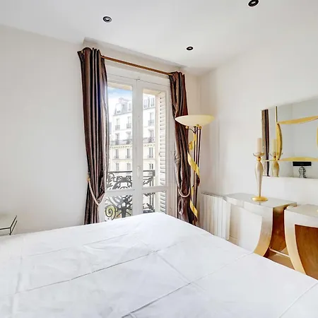 Bright Spacious 2p - Eiffel Tower Auteuil Apartment Paris