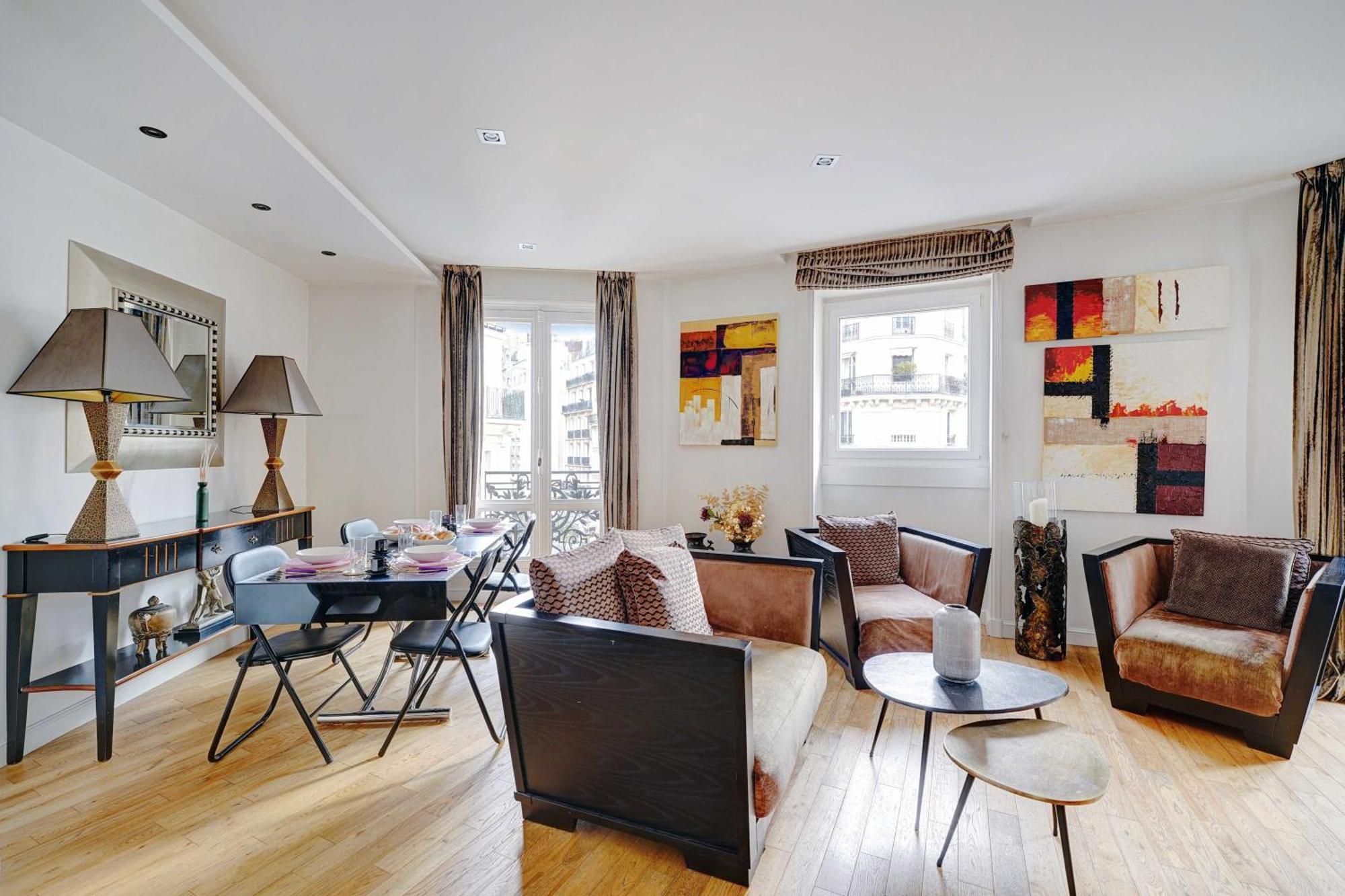 Bright Spacious 2p - Eiffel Tower Auteuil Apartment